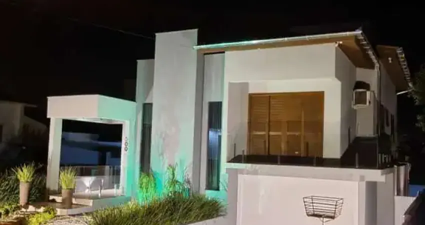 Casa para Venda em Criciúma, São Defende, 3 dormitórios, 1 suíte, 2 banheiros, 3 vagas