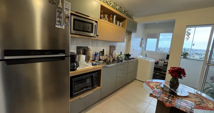 Apartamento mobiliado condomínio com amplo lazer - apartamento mobiliado, novo, fica tudo - andar alto com linda vista livre - cozinha, estar e jantar - 2 quartos, banheiro - sacada com ponto de chur