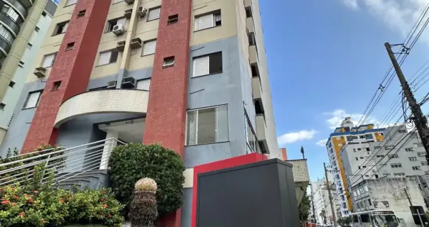 Apartamento no Centro 2 Quartos, Suíte, Sacada com churrasqueira á carvão