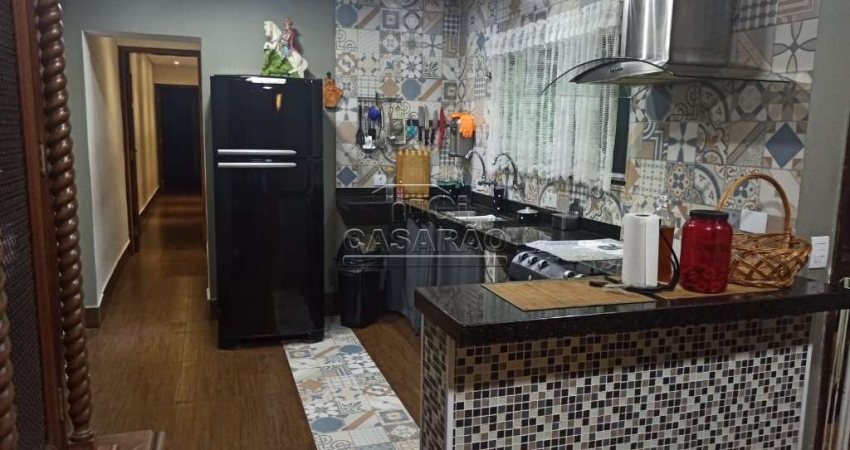 Casa com 3 quartos à venda na Rua Espírito Santo, 738, Cerâmica, São Caetano do Sul