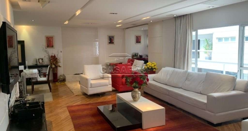 Casa assobradada Condominio fechado 474m2 - 3 dorm - 6 vagas
