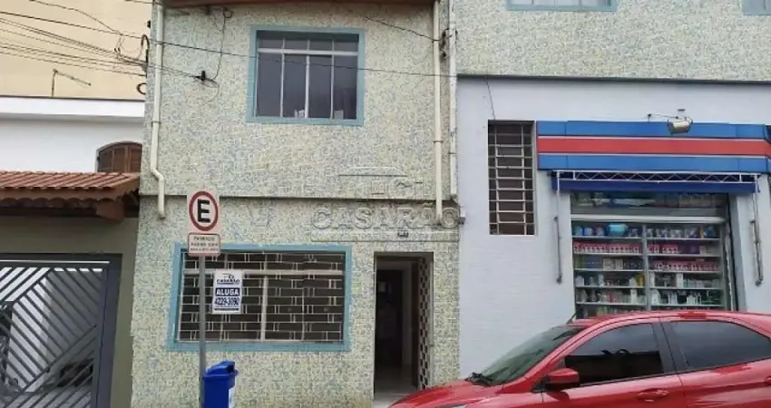 Casa com 2 quartos para alugar na Rua Gonzaga, 361, Osvaldo Cruz, São Caetano do Sul