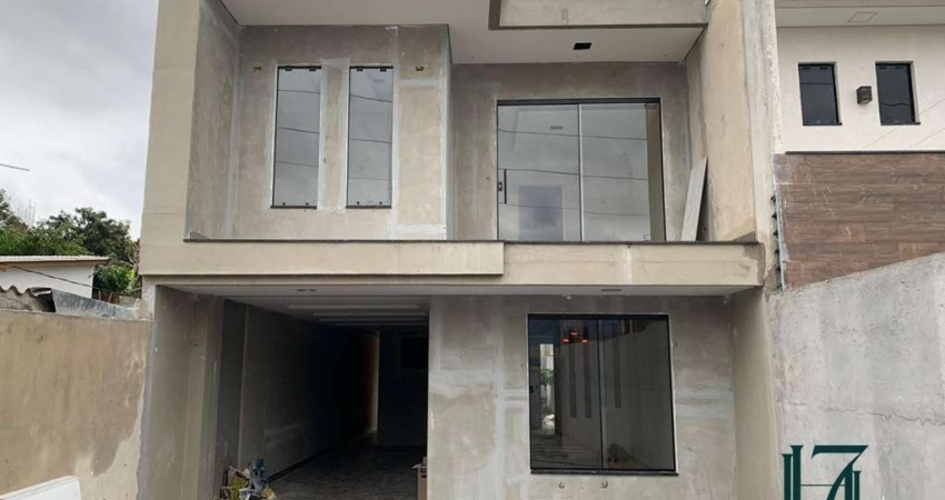 Sobrado para Venda em Curitiba, Sítio Cercado, 3 dormitórios, 1 suíte, 2 banheiros, 4 vagas