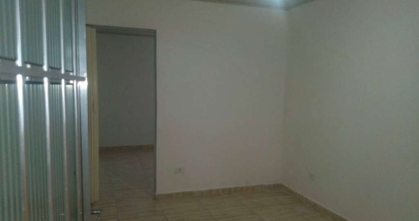 CASA 03 COMODOS AMPLOS - V PREL - AO LADO DO METRO CAMPO LIMPO