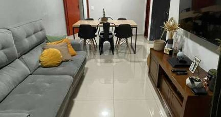 CASA TERREÁ  02 DORMS  85 M²  HÁ 5 MINUTOS DO METRO CAPÃO REDONDO