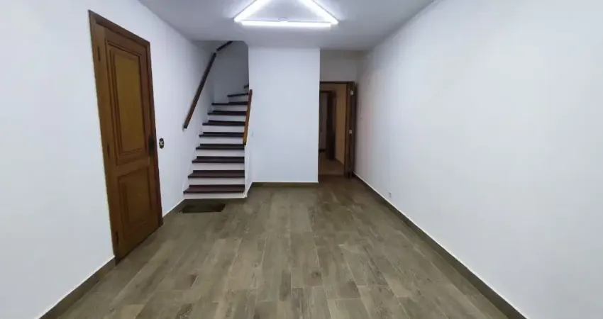 Casa no Brooklin excelente localização rua tranquila