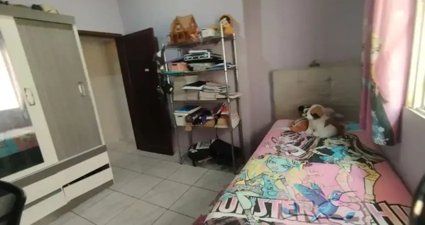 Casa para Venda em Praia Grande, Maracanã, 3 dormitórios, 1 suíte, 1 banheiro, 2 vagas