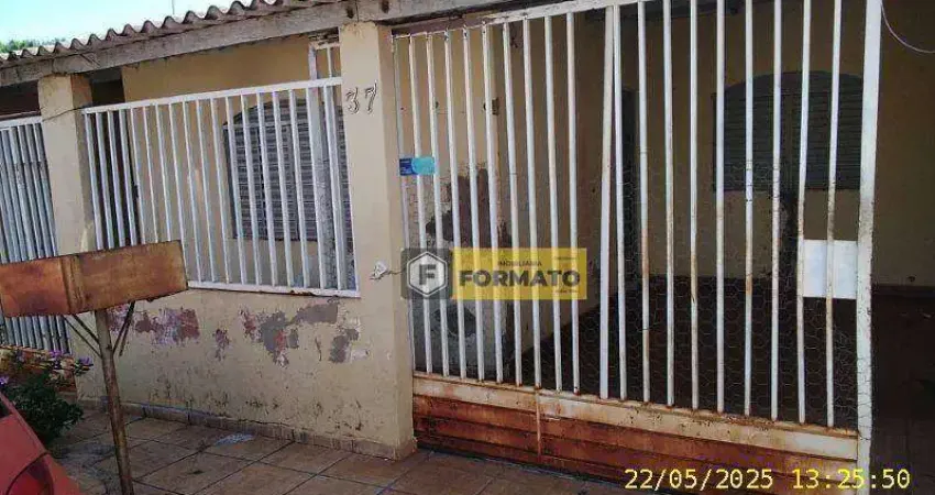 Casa com 3 dormitórios para alugar, 100 m² por R$ 935/mês - Coophatrabalho - Campo Grande/MS