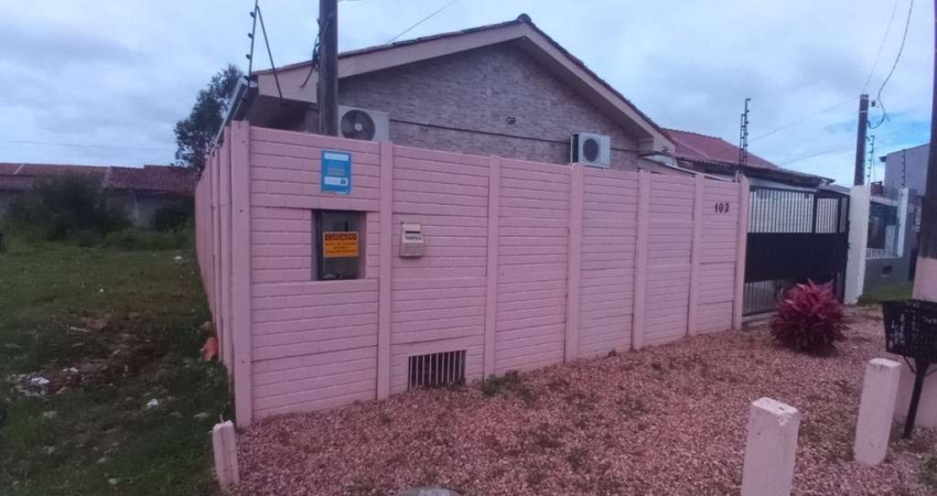 Casa com 2 quartos à venda na Rua Adalberto Garcia, 102, Hípica, Porto Alegre