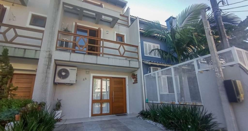 Casa com 3 quartos à venda na Rua Pau-Brasil, 43, Hípica, Porto Alegre