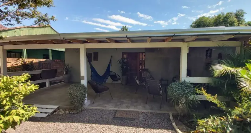 Casa com 2 quartos à venda na Rua Brinco-de-Princesa, 28, Restinga, Porto Alegre