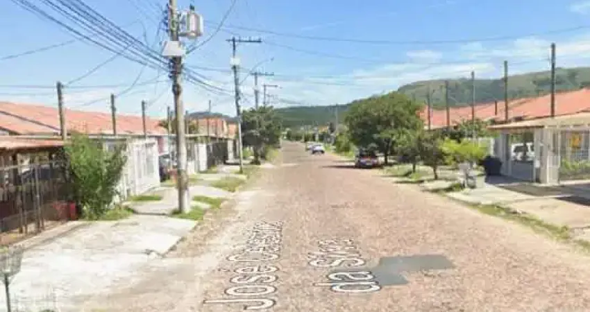 Casa com 2 quartos à venda na Rua José Celestino da Silva, 200, Hípica, Porto Alegre