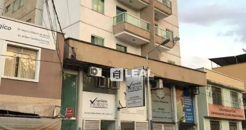 Apartamento com 2 dormitórios à venda, 67 m² por R$ 190.000,00 - Centro - Matias Barbosa/MG
