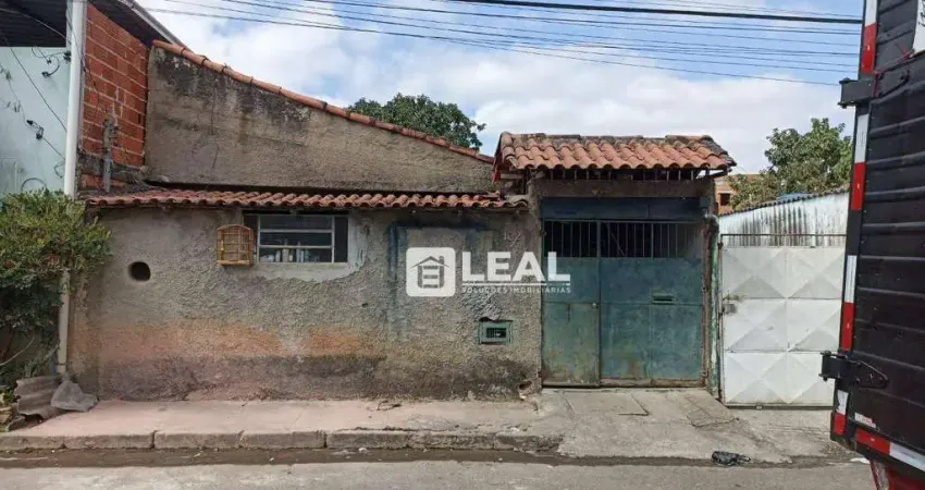 Casa com 4 dormitórios à venda, 150 m² por R$ 70.000,00 - Jóquei Clube - Juiz de Fora/MG