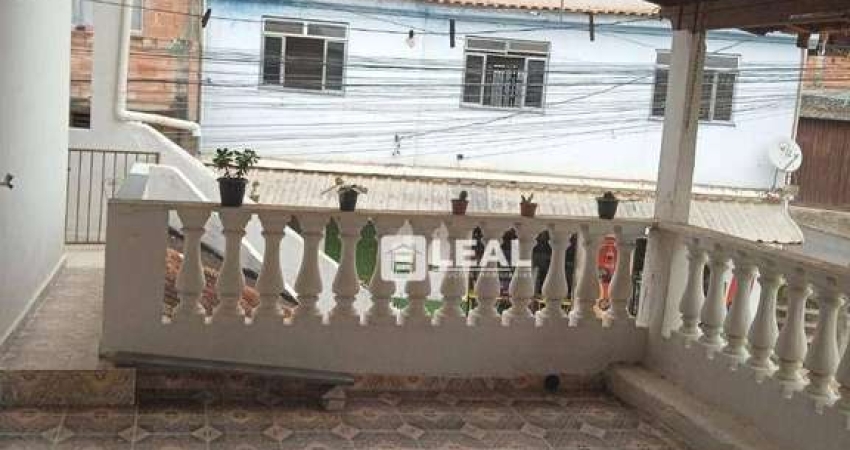 Casas com 2 dormitórios à venda por R$ 200.000 - Milho Branco - Juiz de Fora/MG