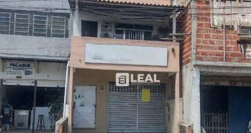 Casa com loja+sobreloja à venda por R$ 300.000 - Jóquei Clube - Juiz de Fora/Minas Gerais