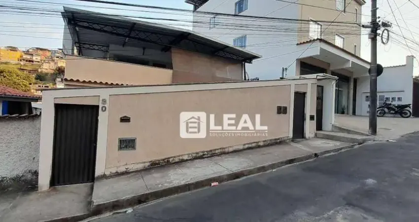 Casa com 4 dormitórios à venda por R$ 350.000,00 - Santo Antônio - Juiz de Fora/MG