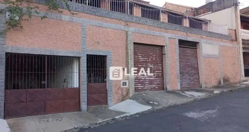 Casa com 3 dormitórios à venda por R$ 430.000,00 - Santa Lúcia - Juiz de Fora/MG