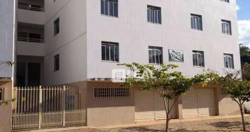 Apartamento com 3 dormitórios à venda, 126m² por R$ 185.000 - Cidade Alta - Matias Barbosa/MG