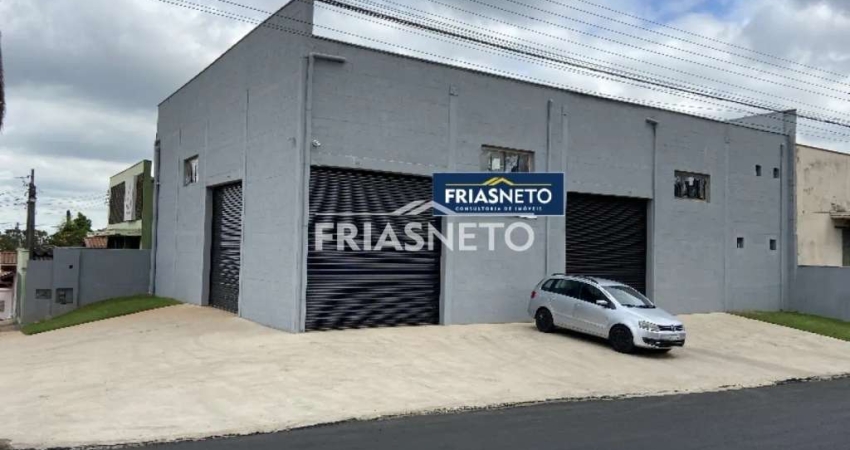 Barracão Comercial no Algodoal com 450 m², Pé-Direito Alto e Amplo Estacionamento