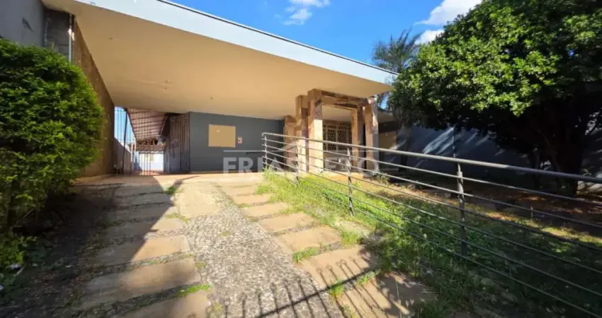 Casa comercial para locação no centro de Piracicaba