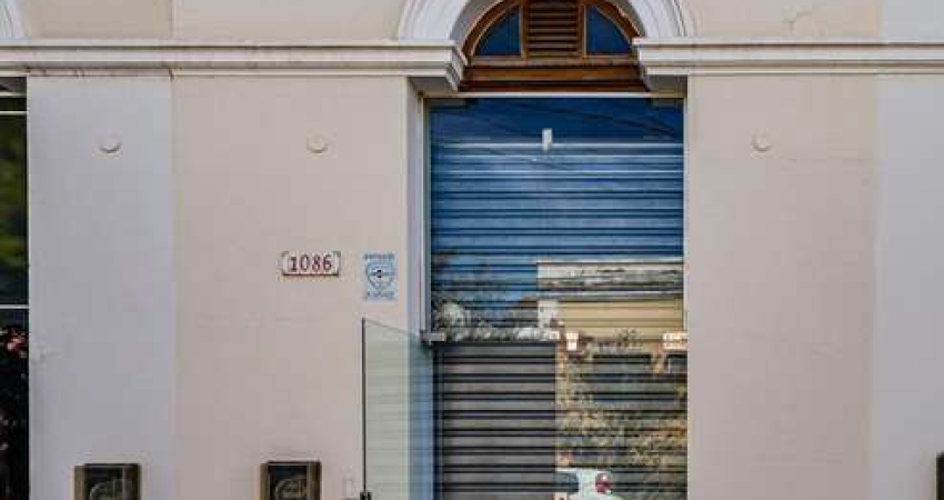 Sala comercial com 21m² para Alugar no Bairro Alto.