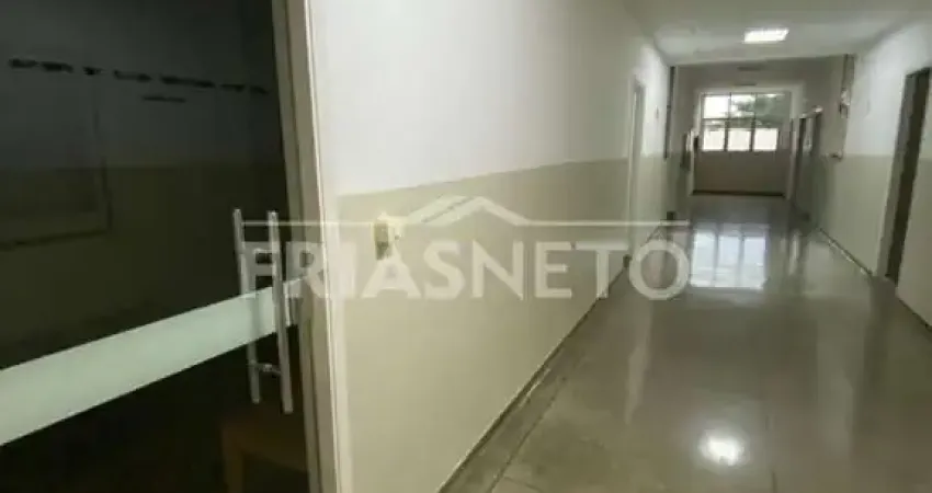 Sala comercial para locação na Avenida Independência