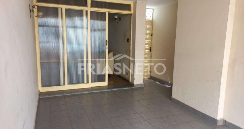 Casa comercial à venda na Cidade Alta, Piracicaba 