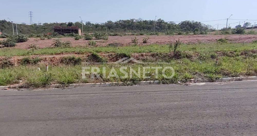 Excelente lote plano à venda no loteamento Conquista