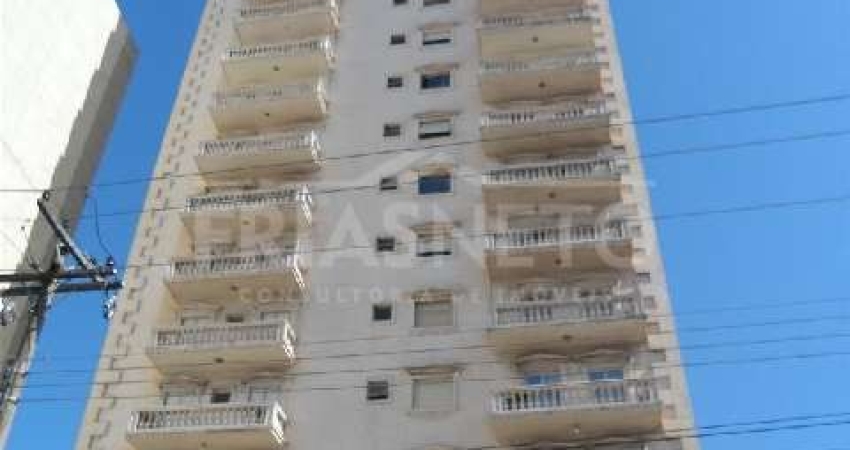 Apartamento no centro da cidade com três dormitórios sendo uma suite