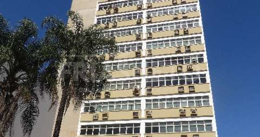 Sala comercial á venda no condomínio Centro Clínico Coriolano Ferraz do Amaral