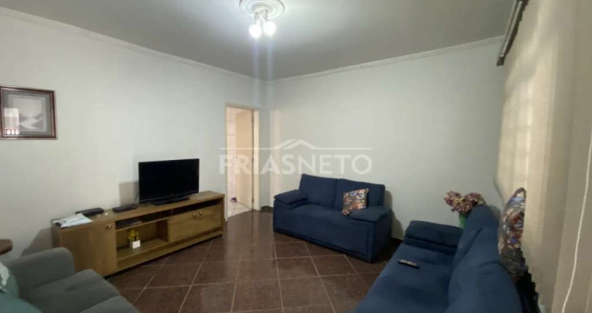 Casa com 3 quartos à venda na Cidade Alta, Piracicaba 