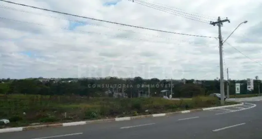 Terreno comercial à venda no bairro Vila Industrial