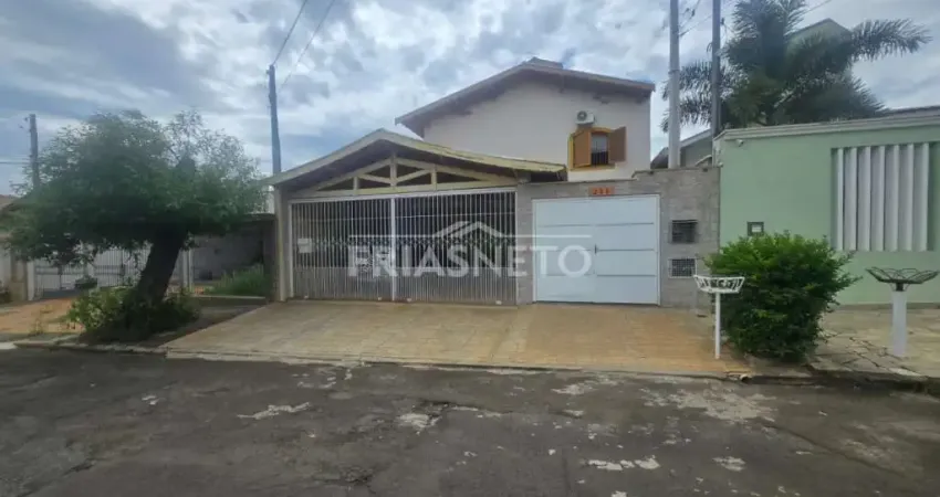 Casa na Nova Piracicaba com três dormitórios com uma suite