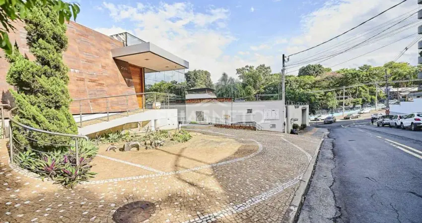 Imóvel comercial localizado no bairro jardim europa, próximo ao clube de campo.