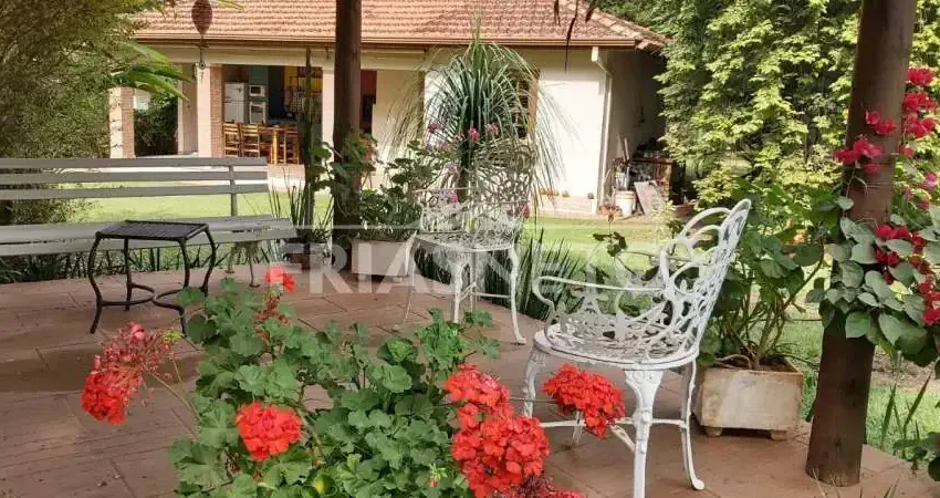 Chácara de alto padrão à venda no  condomínio quinta de santa helena