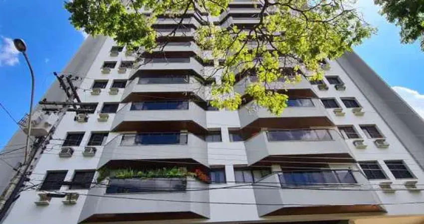 Apartamento SEMIMOBILIADO em ótima localização próximo a ESALQ