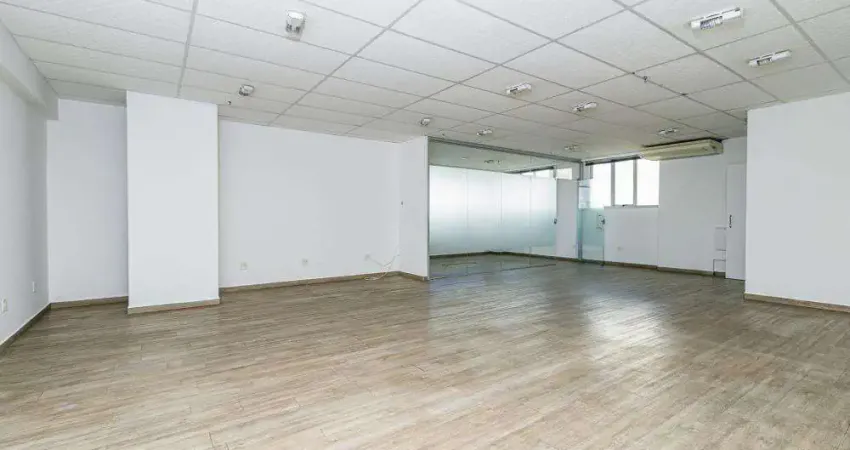 Sala Comercial para alugar em Piracicaba no Edifício JK Medical Center e Tower