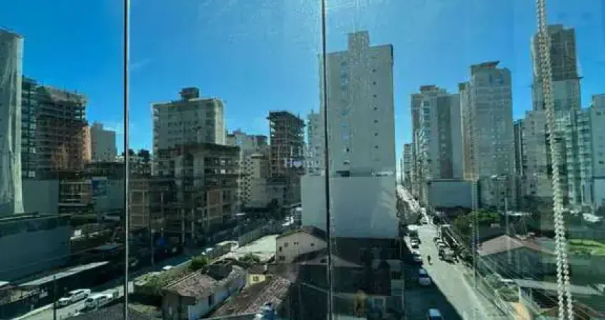 Apartamento para alugar com 2 quartos 2 suítes no bairro meia praia em itapema