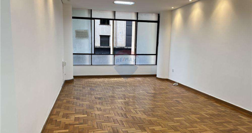 Sala comercial de 38m² 1 banheiro à venda  R$102.000,00 Rua Goitacazes, 14 Centro/BH Edifício Bom Destino