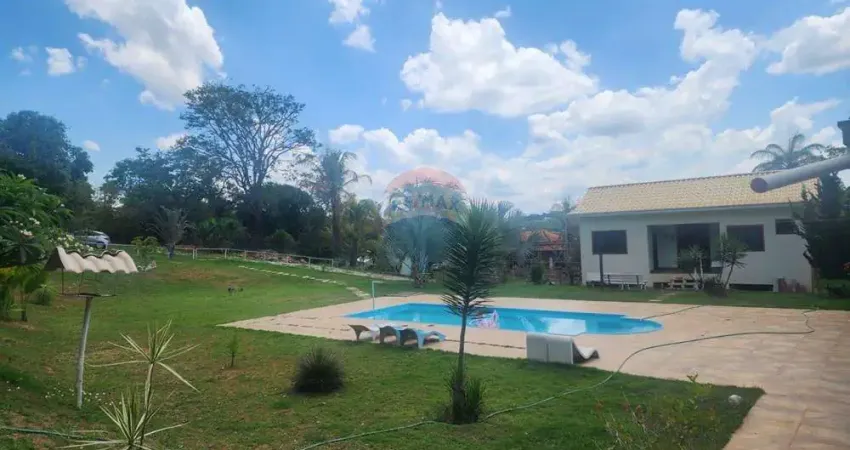 Chácara / sítio com 6 quartos à venda na Vila Ipê Amarelo, Contagem