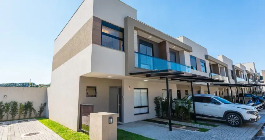 Sobrado moderno com acabamento de alto padrão em condomínio exclusivo