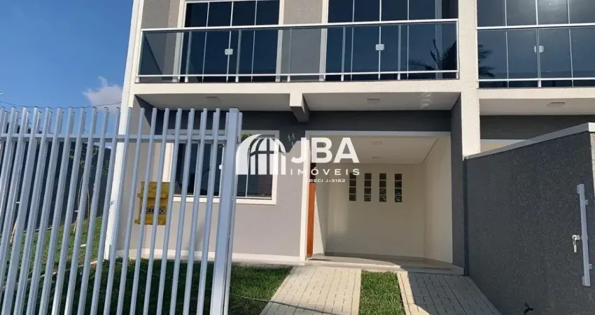 Excelente sobrado com amplo terreno no bairro  alto boqueirão.