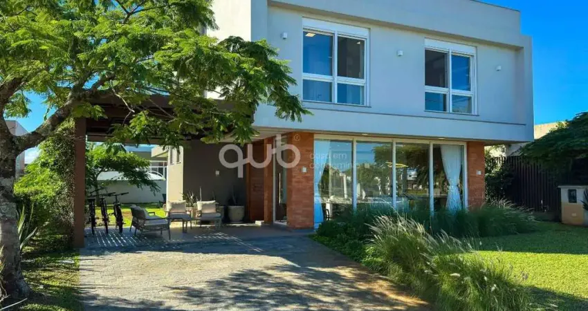 Sobrado à venda, 4 quartos, 4 suítes, 2 vagas, Condomínio Quintas do Lago - Xangri-Lá/RS