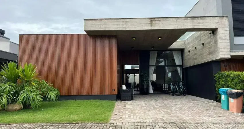 Casa à venda, 4 quartos, 4 suítes, 2 vagas, Condomínio Sea Coast - Xangri-Lá/RS