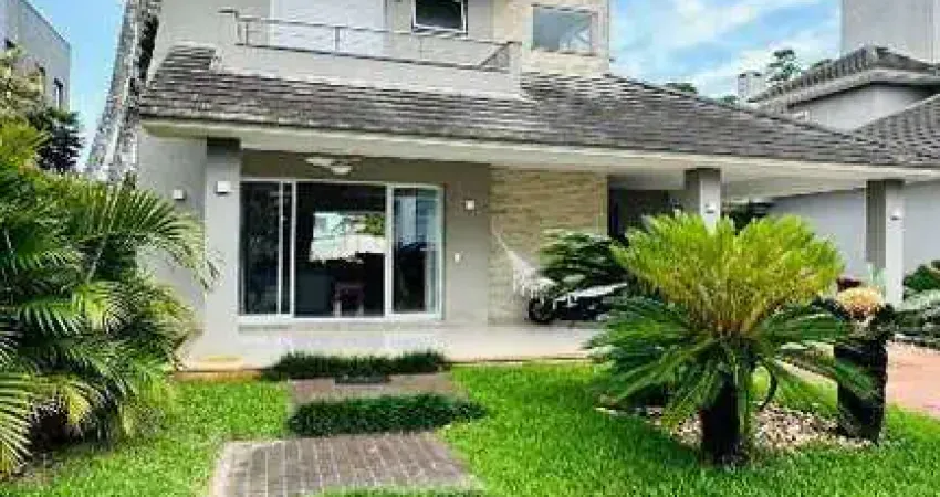 Sobrado à venda, 4 quartos, 2 suítes, 2 vagas, Condomínio Porto Coronado - Xangri-Lá/RS