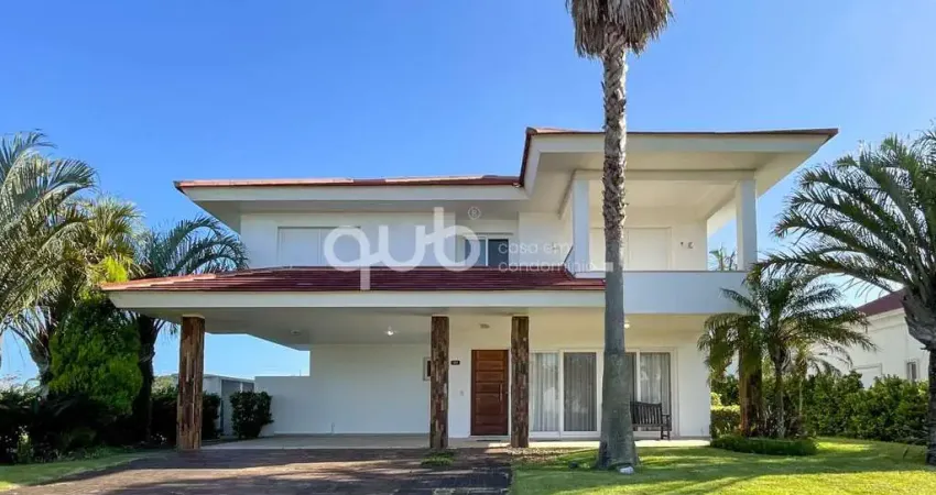Sobrado à venda, 4 quartos, 4 suítes, 2 vagas, Condomínio Green Village - Xangri-Lá/RS