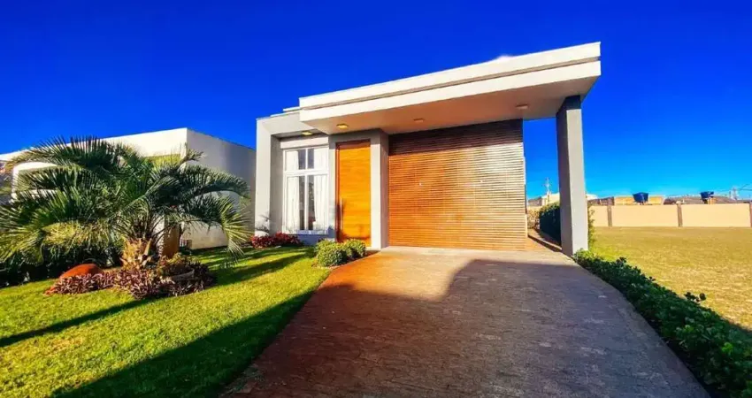 Casa à venda, 4 quartos, 2 suítes, 2 vagas, Condomínio Riviera Xangri-Lá - Xangri-Lá/RS
