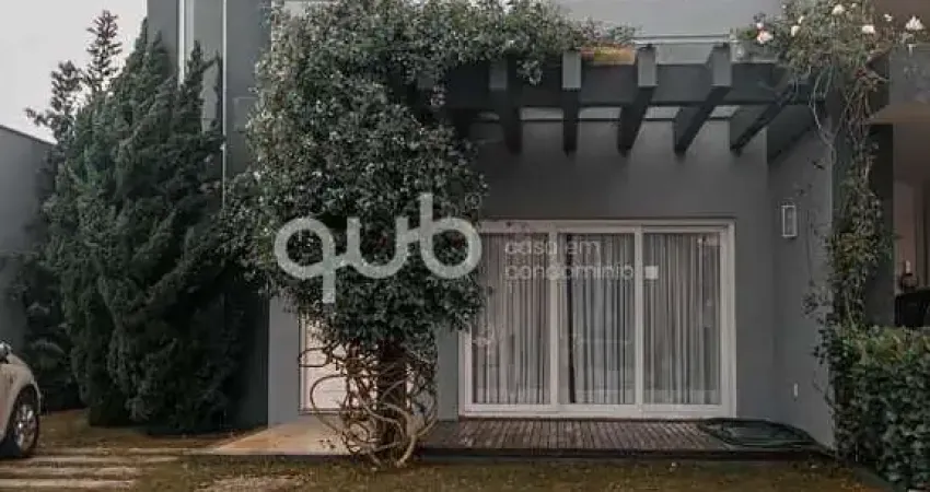 Sobrado à venda, 3 quartos, 3 suítes, 2 vagas, Condomínio Las Palmas - Xangri-Lá/RS