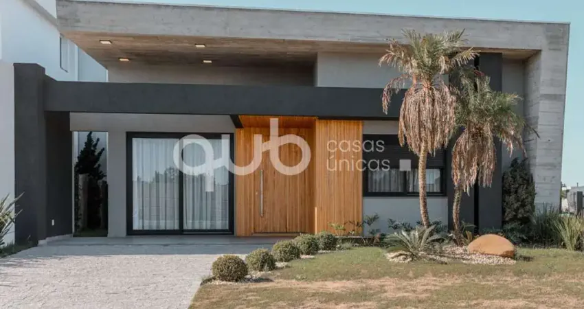 Casa à venda, 4 quartos, 4 suítes, 2 vagas, Condomínio Riviera Xangri-Lá - Xangri-Lá/RS